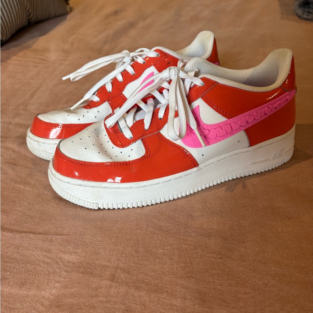 Nike Air Force 1 LV8
